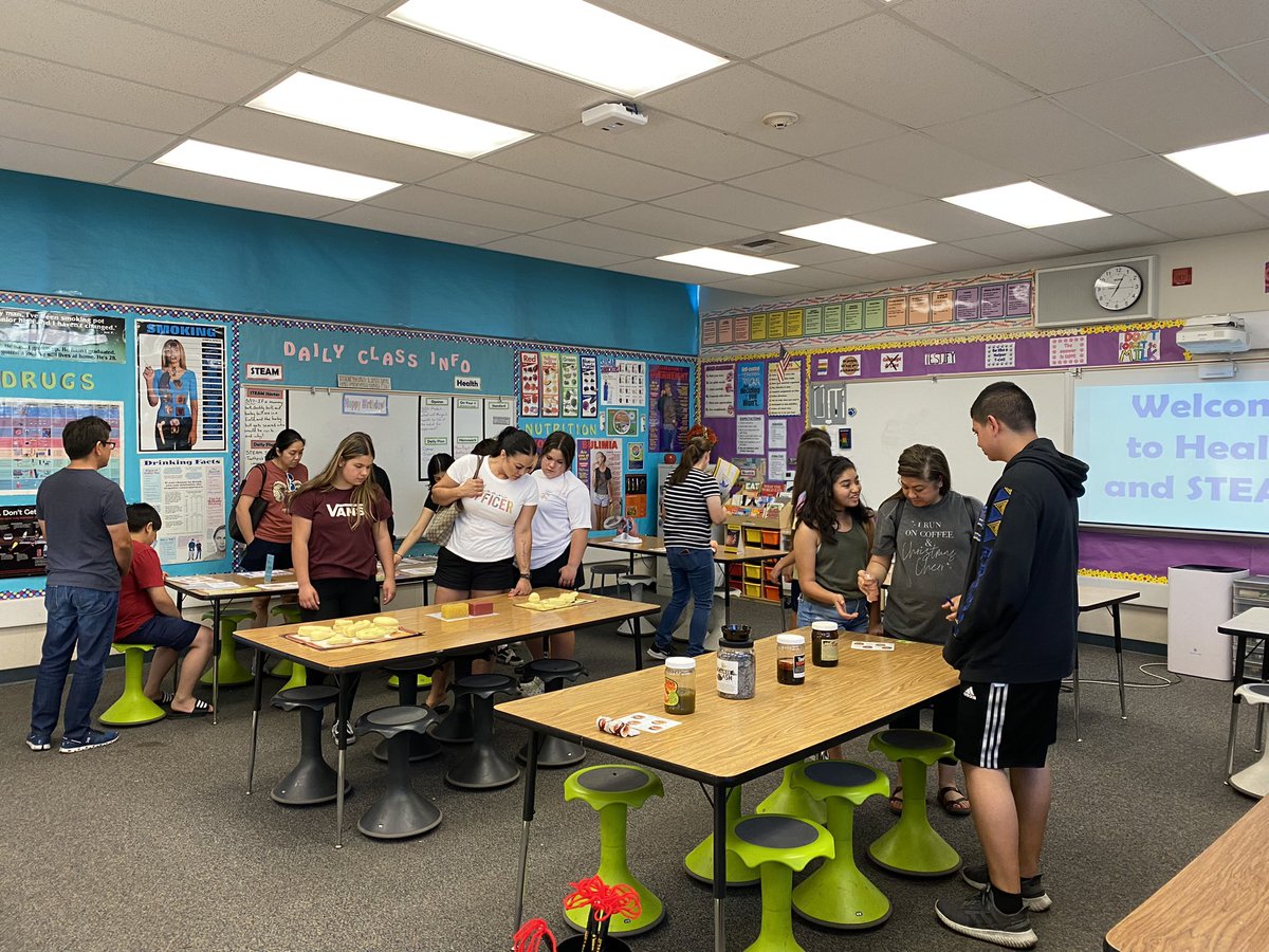 Fun, interactive classroom for Open House! 🤗 #middleschool