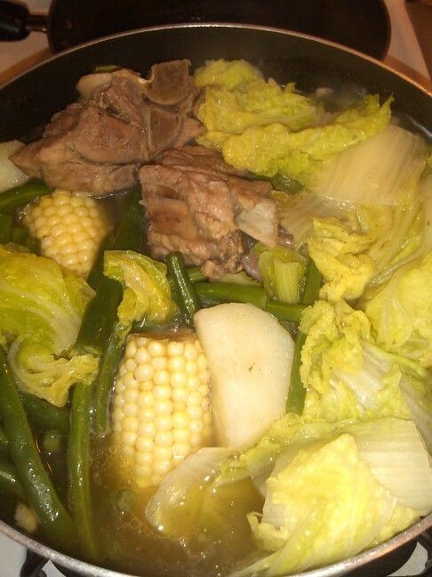 Victoria_Meyerr's tweet photo. Nilagang baboy for the lunchπ
#Filipinostyle https://t.co/FedoFJomS2