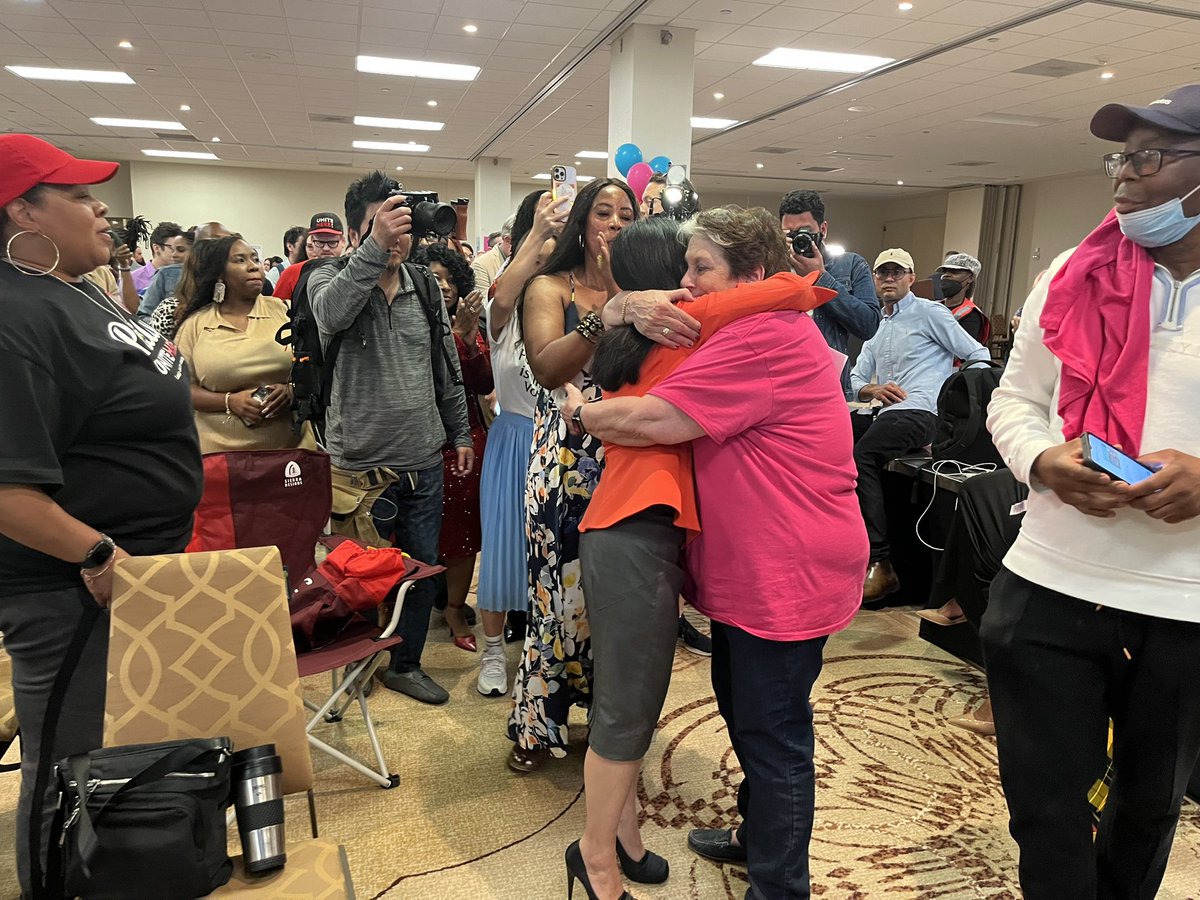 Anna Orso on Twitter