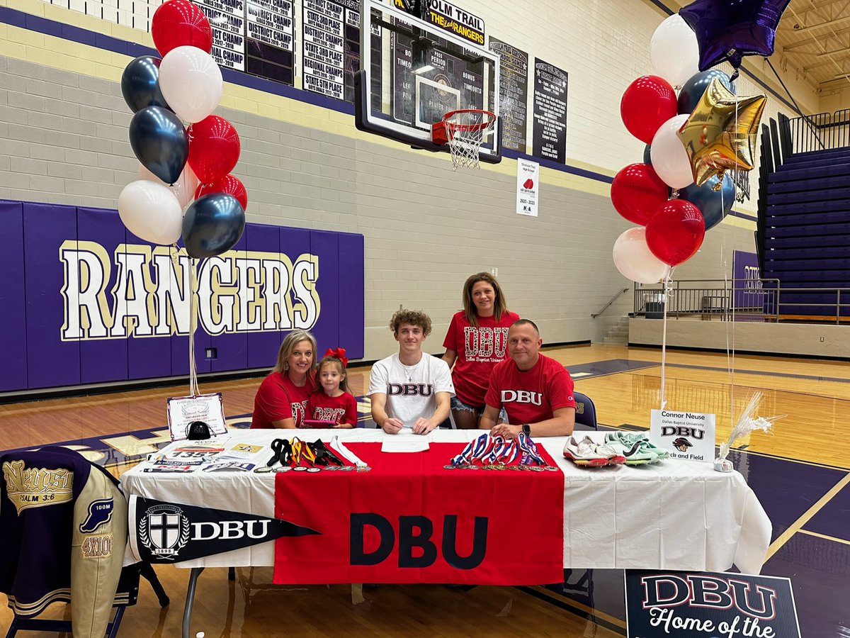 ConnorNeuse01's tweet image. Signed ✅ Couldn’t be more blessed for this opportunity in my life🤲

Thank you to good and everyone that supported me and helped me along my journey!!

Looking very much forward for this new journey of my life! 
#Patriot #blessed #thankful #trackandfield #DBU