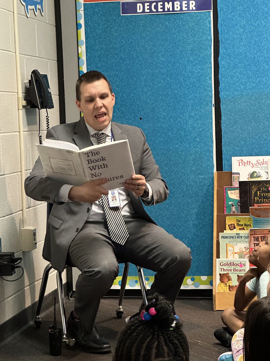 lynn murphy tweet media