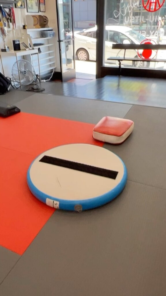 BayJiuJitsu's tweet photo. #tinyjiujitsu in about 5 minutes there will be 20 4-5 year olds on these mats.  Love this age!!! https://t.co/TgnU6GAeFI https://t.co/ATFzL2MHBo