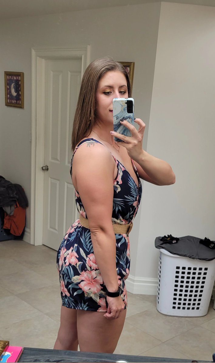 Samanthanolimit's tweet photo. Weigh in day. Week 5 of slow cut done. -.8lbs this week. Down to 177.2 lbs. Looks like this 8 week plan could turn into 16 weeks but that's fine with me. I'll get there eventually. #slowcut #gymrat #gymjunkie #gymgirl #gymtransformation #fitness #fitgirl #naturalweightloss https://t.co/T1TId40LT8