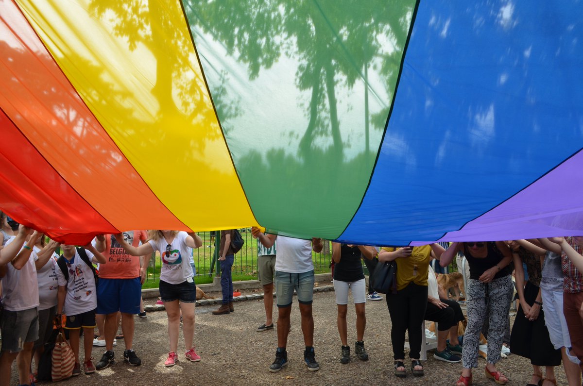 fmlatribu's tweet photo. #17M 🌈 Día Internacional contra la Discriminación por Orientación Sexual.

🟢 La fecha concientiza sobre las situaciones de violencia y el sometimiento a diferentes tipos de desigualdades sociales, culturales y estructurales que padecen las personas del colectivo LGTBI+. https://t.co/8YQqR6POpe