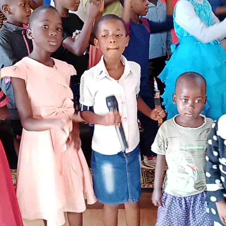 Goodmorning Brothers and Sisters In Christ 🖐️🖐️💐💖Greet You in Jesus name 🙌💞💮 Believe You have begin this Week so Well with Your family🙌🎇💮 Want Wish You nice and blessed Tuesday 👏🎆💮💐 We are Together in Christ 💐💮🎆🇧🇮💐🇧🇮🥰📕🖊️🖐️💐🎆📕💮🎆