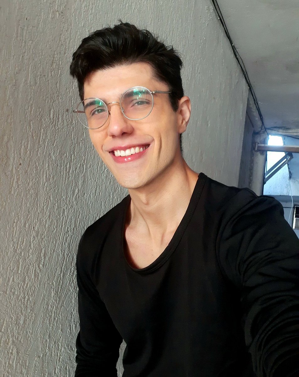 Andreoln tweet media