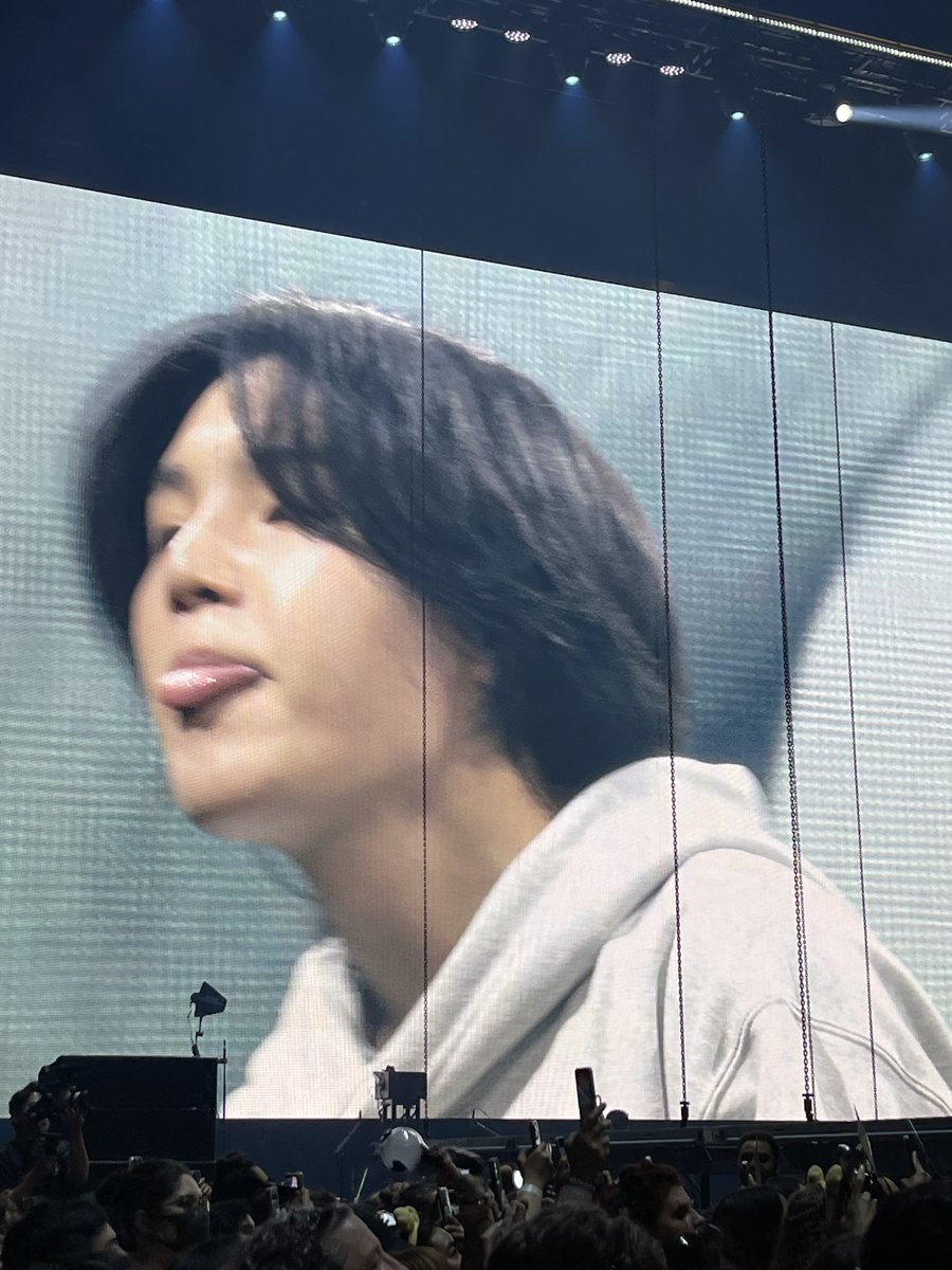 Alea_BTS's tweet image. ugh