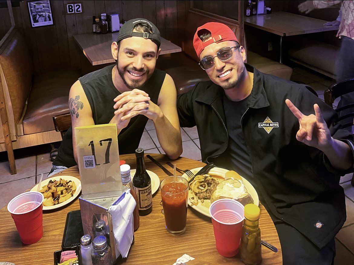 StephenAnthonyD's tweet photo. Two country bois kickin’ at the heart of Texas Outlaw Country at😏🙃👏🏽👏🏽#TheBrokenSpoke #ATX me and @Midnight__Luan in my First Picture With a GoldenRecord😁 @GeorgeStrait @WillieNelson @DollyParton @sandrabullockaf @dannytrejo https://t.co/EzEXNXCbJq