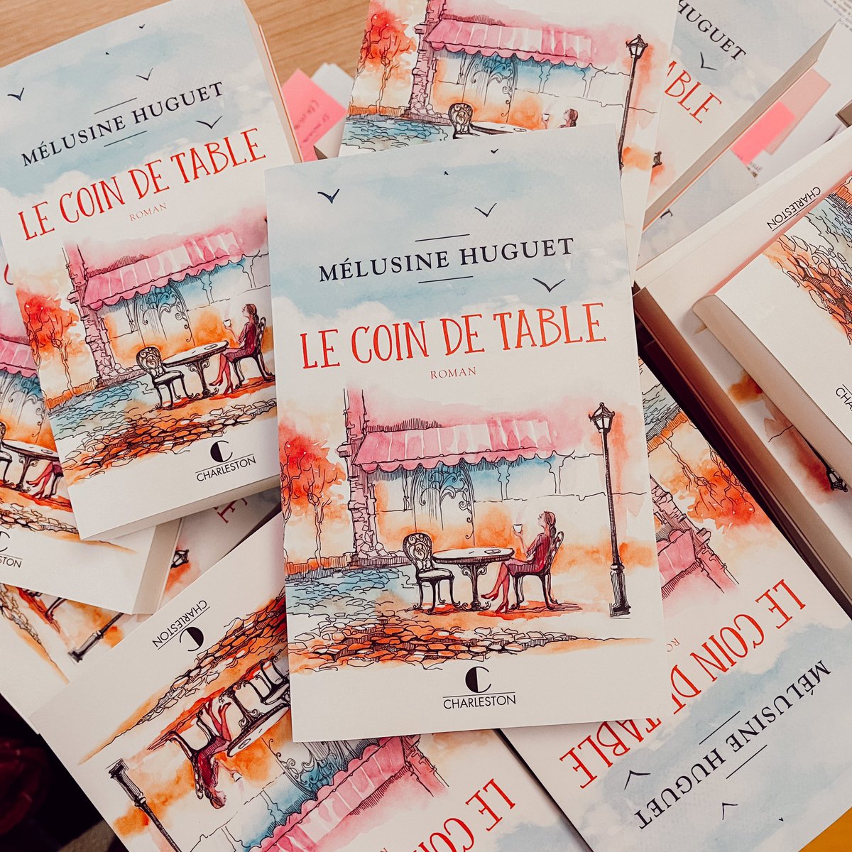 C’est aujourd’hui que paraît mon deuxième roman « Le Coin de table » en librairie. 
Bienvenue à Sophie dans vos bibliothèques ❤️😍