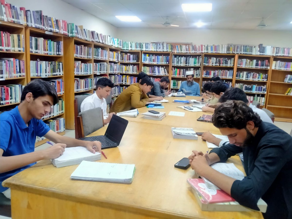 DeptofLibraries's tweet photo. Few glimpses of reading activities at Islamabad Community Library (I-10). 
@dcislamabad 
@ChiefCommISB https://t.co/72IL99VpHz