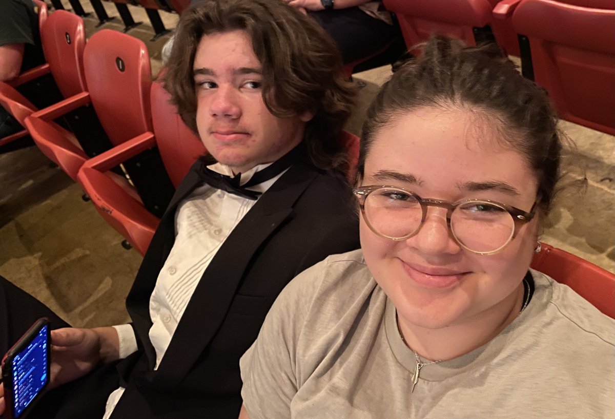 goodeedits's tweet photo. Rossview High School band concert, Spring 2023.
He got his learner’s permit today too.
#lowbrass #euphonium #tuba #highschoolband #goodhair #rossview #hawks https://t.co/nCAIRnG2Bf