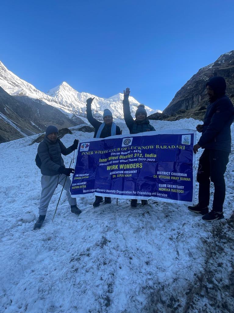 vershaiwc's tweet photo. Inner Wheel Banner from the Pindari Glacier Zero Point, 3353 metres above sea level!!  proud of President Inner Wheel Club of Lucknow Baradari ( District 312 ) Anupama Batra and his team for taking the lead and flying our flag so proudly. 👍👏👏👏👏 https://t.co/rItnKqDgdC