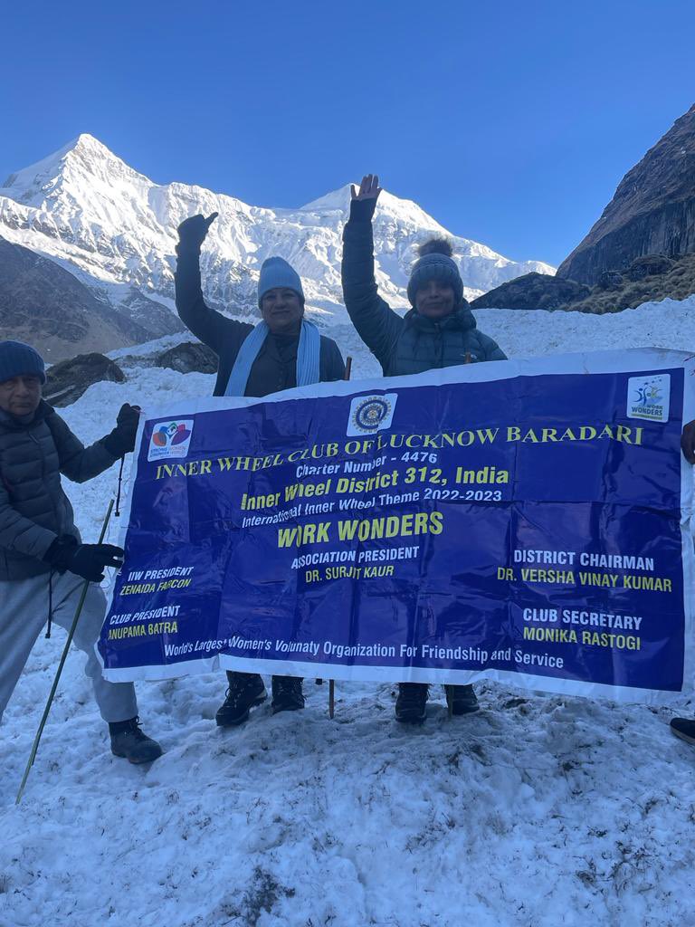 vershaiwc's tweet photo. Inner Wheel Banner from the Pindari Glacier Zero Point, 3353 metres above sea level!!  proud of President Inner Wheel Club of Lucknow Baradari ( District 312 ) Anupama Batra and his team for taking the lead and flying our flag so proudly. 👍👏👏👏👏 https://t.co/rItnKqDgdC