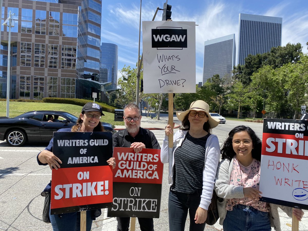 ChasEddie's tweet photo. @UPTECWA on the picket line at the Avenue of the Stars/Fox studios with #StrikeCaptain @KrystalHZiv. Good to be back!#Onedaylongeronedaystronger #WGAStrong #WGAStrike #Solidarity #WhenWeStrikeWeWin https://t.co/MaCqTOuVSy