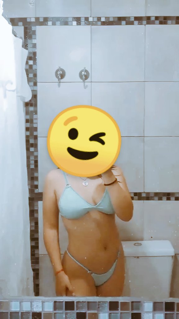 camii49225068's tweet photo. Me ayudarían con un RT ❤️ vamos por los 5k🥺
Hoy se duerme así 🥰.. y ustedes cómo duermen 😏🫣 https://t.co/uzacc23kGE