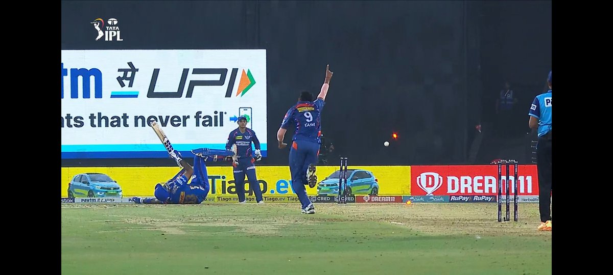 Vipul7321's tweet photo. #LSGvMI
Supla shot on wickets
He is good batsman but please don't compare him with abd👽 https://t.co/YMPOP8Eie4