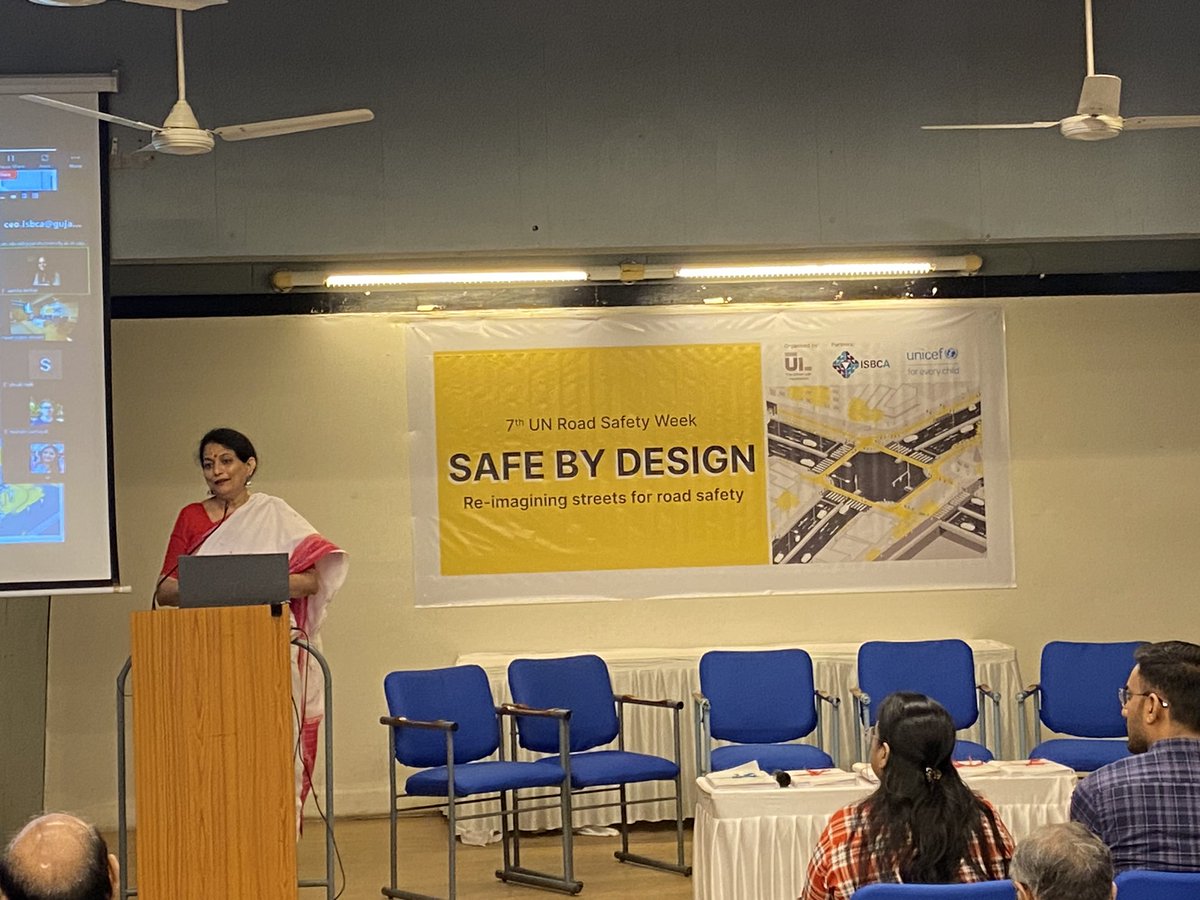 Dr Sonal Pandya, director, ISBCA highlighting the importance of #behaviourchange in #roadsafety &amp; it needs to be incorporated well in the ongoing effort to save previous lives on roads, esp children. 

She is speaking at #SafebyDesign 
<a href="/TULfoundation/">The Urban Lab Foundation</a> <a href="/UNICEFIndia/">UNICEF India</a> <a href="/RoadSafetyNGOs/">Road Safety Alliance</a>