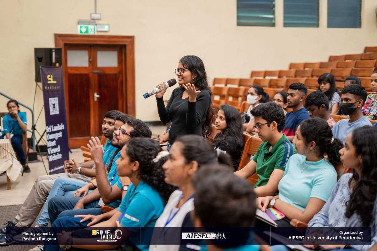 SL WebCast tweet media