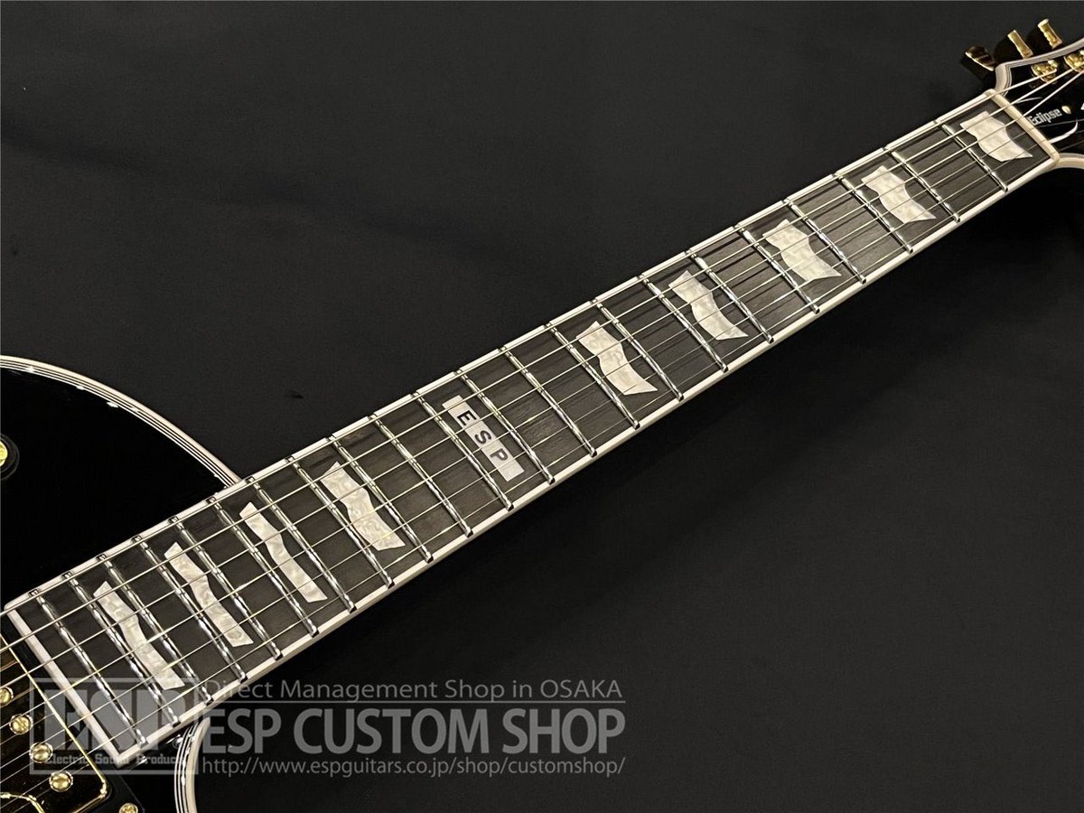espcustomshop's tweet photo. 【商品情報!】E-II EC FT ET Black 入荷しました!
E-II 2023 ニューラインアップモデル!
チューニングの安定性が抜群のEvertuneブリッジを搭載!
ダウンチューニングを多用する、メタルコア/デスコア系にオススメの一本!
詳細・ご注文は↓
https://t.co/jnbarnGDmZ
#E_II #espguitars #EVERTUNE https://t.co/pQfdMXB9KD