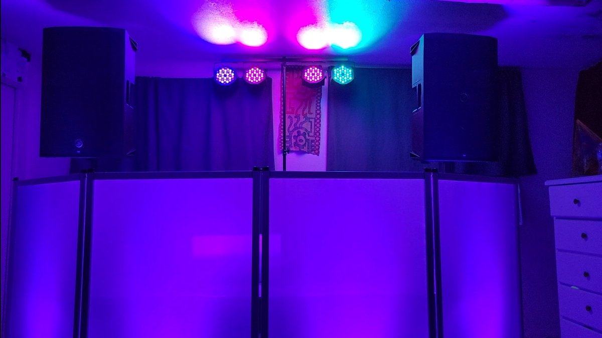 FuckHightimes's tweet photo. If you or anyone you know needs a DJ for any event! LMK/DM me! Also renting tables and chairs! 

Affordable rates! https://t.co/9A1YIKCrXK