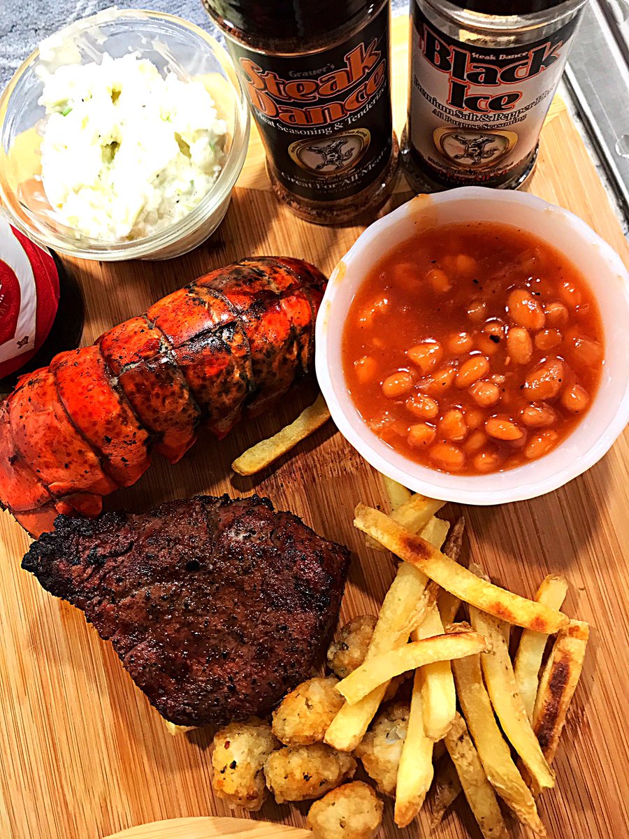 KimTbone's tweet photo. Good morning and happy hump day. Last evening was a bit of a late Mother’s Day celebration but well worth the wait. Surf and turf time! Delicious! Have a great Wednesday. #SteakDance #BlackIce https://t.co/ZJ6OASTW3R https://t.co/D5hpYigiI3
