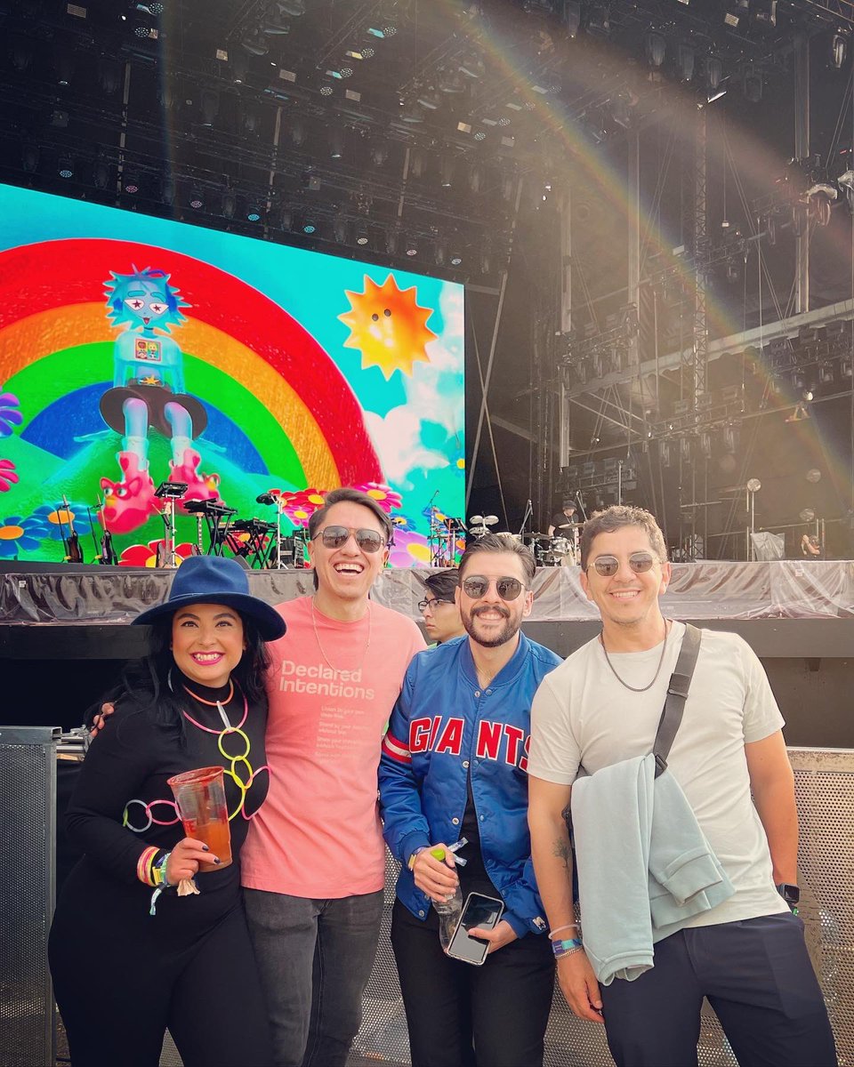 cycleSketch's tweet image. Día 2 del #TecateEmblema con mi @roisinmurphy 🕺🏽✨
#Overpowered #RoisinMurphy #Moloko