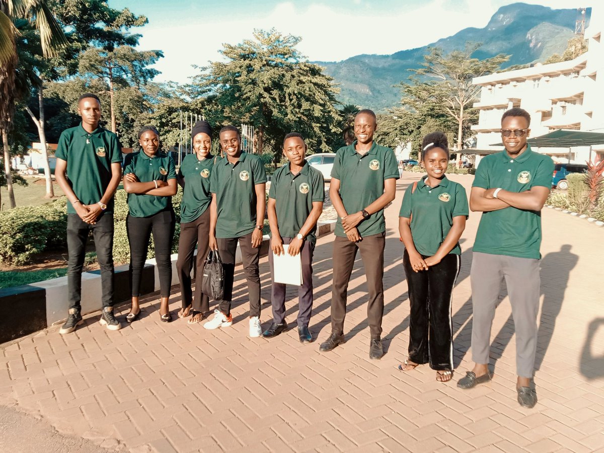 AgriconserveSua's tweet photo. AGRO ENVIRONMENTAL CONSERVATION 🌱

Sisi tunaamini kilimo kinaweza kumkomboa kijana na kuongeza kipato the same time kutunza mazingira yetu yasiharibiwe ✍🏾

🔥 "Agriculture and Environmental Conservation for a better Tomorrow" 🔥

@iAmLyimo https://t.co/WfLDf8cUF2