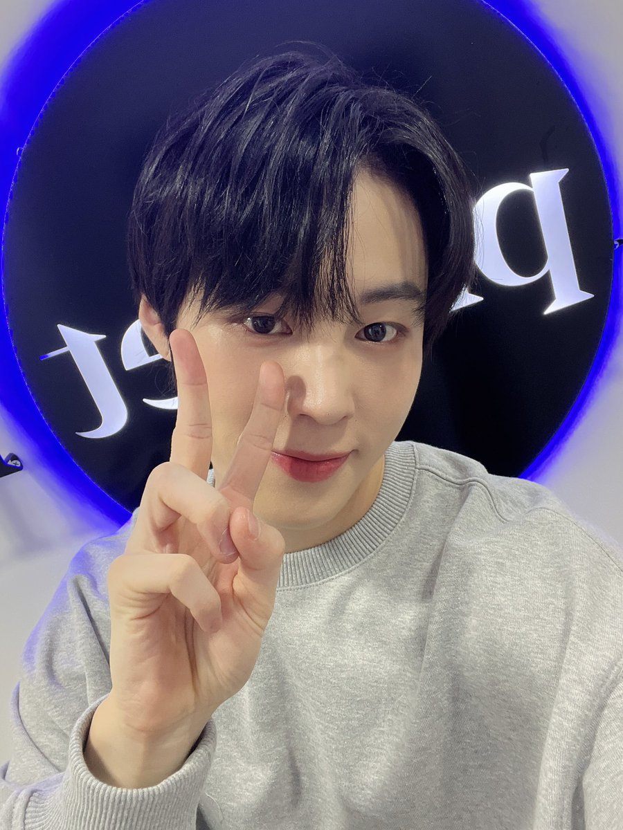 tenasia_'s tweet photo. 🏆5월 "아티스트 TOP10" 투표 중🏆
🥇#KPOP #BOY #ARTIST 부문🥇

💿 현재 순위 📀
1⃣ #템페스트 #TEMPEST
2⃣ #김우석 #KIMWOOSEOK
3⃣ #하성운 #HASUNGWOON
4⃣ #비투비 #BTOB

📅Deadline (5/24, 23:59(KST)
🔗Vote (https://t.co/CMZOL8PslV)

#5월 #아티스트 #탑텐 #회원가입 #이벤트 #후보 #1위 https://t.co/CqRflJxbTJ