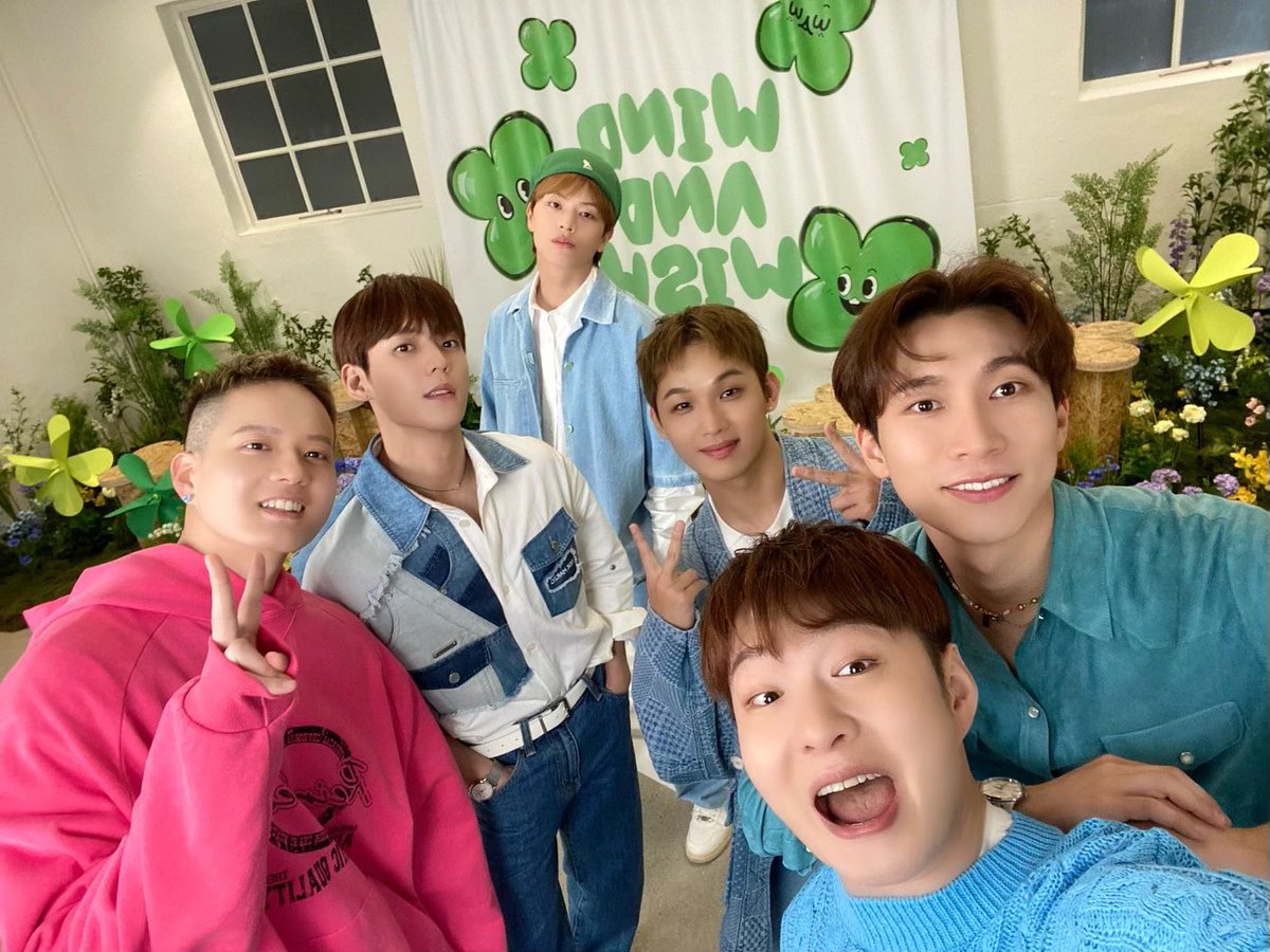 tenasia_'s tweet photo. 🏆5월 "아티스트 TOP10" 투표 중🏆
🥇#KPOP #BOY #ARTIST 부문🥇

💿 현재 순위 📀
1⃣ #템페스트 #TEMPEST
2⃣ #김우석 #KIMWOOSEOK
3⃣ #하성운 #HASUNGWOON
4⃣ #비투비 #BTOB

📅Deadline (5/24, 23:59(KST)
🔗Vote (https://t.co/CMZOL8PslV)

#5월 #아티스트 #탑텐 #회원가입 #이벤트 #후보 #1위 https://t.co/CqRflJxbTJ