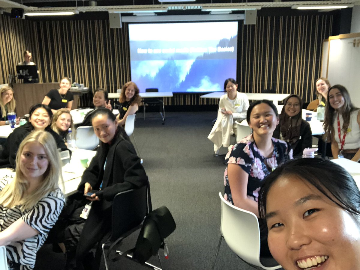 Learned lots on how to use twitter for academia at the Social Media Workshop as part of the <a href="/UNSWScience/">UNSW Science</a> #UNSWWomenChamps program today ☺️ Just saying hello to the Twitter realm since I haven’t been active in a while 😊