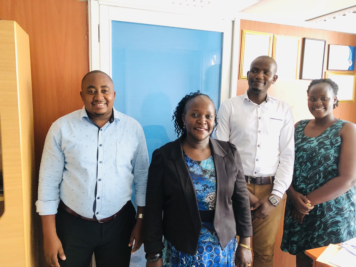 ConsultsCode's tweet photo. Great meeting with @PSF_Uganda team at Infocode Consults! We discussed the progress of our talented graduate trainees. Exciting to see their growth and impact within the company. Looking forward to continued collaboration and success! #InfocodeConsults #PSFU #GraduateTrainees https://t.co/fI7ErMVby2