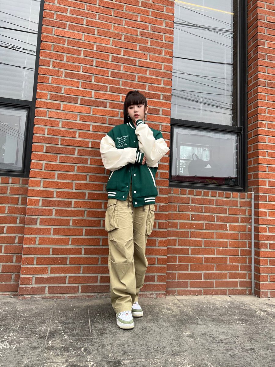 [KREAM] ADYA UPDATE

🔗 kream.co.kr/social/posts/8…

#ADYA #에이디야 
#KREAM #크림 #데일리룩
#startingHouse #스타팅하우스