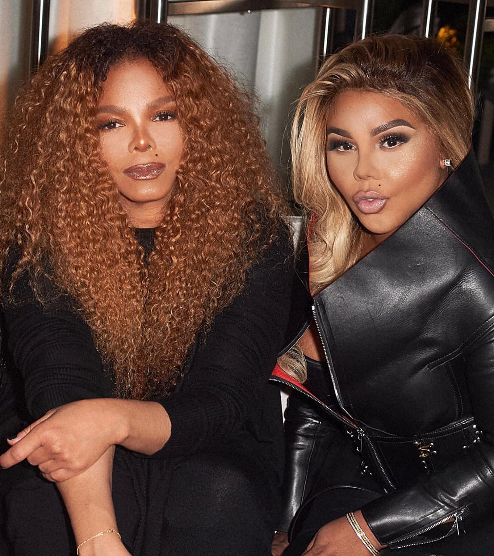 Lil Kim wishes Janet Jackson Happy Birthday! 