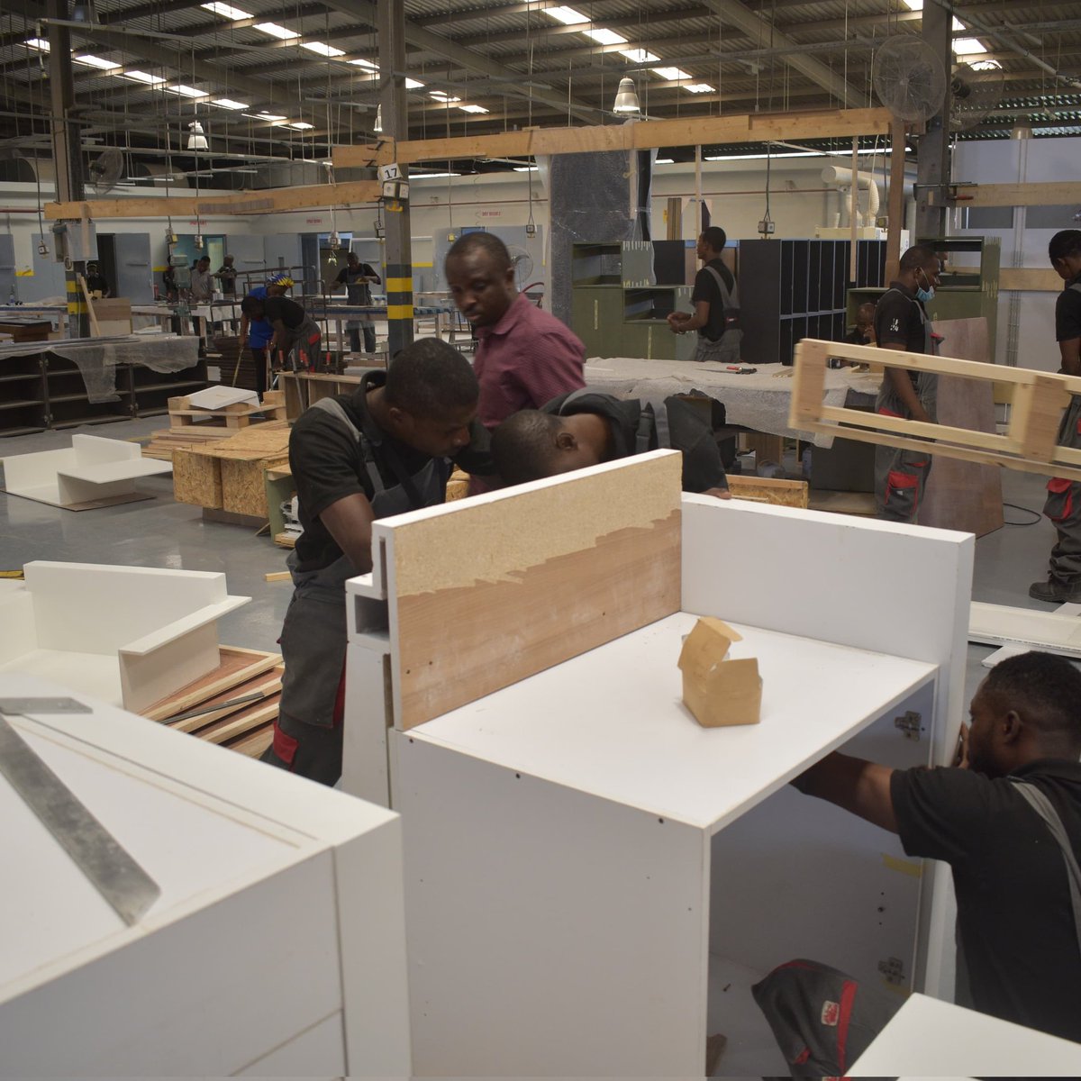 This where the magic of crafting bespoke wood furnishings happens. 

#WOODstyleRS #woodjoinery #interiordesign #woodfitout #interiordecor #woodfurnishings #furnitures #fittings #interiodesigner #commercialfurnishings #luxuryfurnishings #residentialfurnishings #teamwork #dreamteam