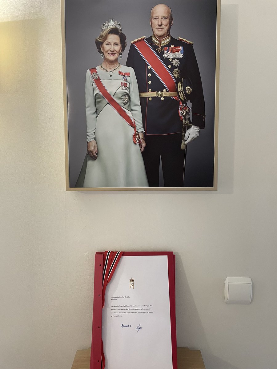 NorwayInDRC's tweet photo. En ce moment: célébration de la fête nationale de Norvège, dans la résidence officielle. Gratulerer med dagen, Norge! 🇳🇴17mai#celebration#constitution https://t.co/nyRnDVDRPm