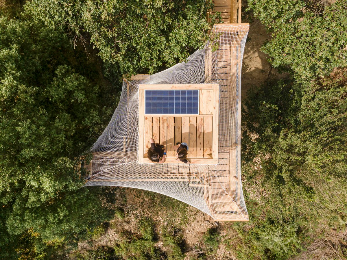 Archello's tweet photo. A team of students and researchers have built the Forest Lab for Observational Research and Analysis (FLORA) in the Parc Natural de Collserola (Collserola Natural Park), an extensive green space in Barcelona’s metropolitan area. Read more: https://t.co/1X9QPywuiF https://t.co/fxGO7iaeWB