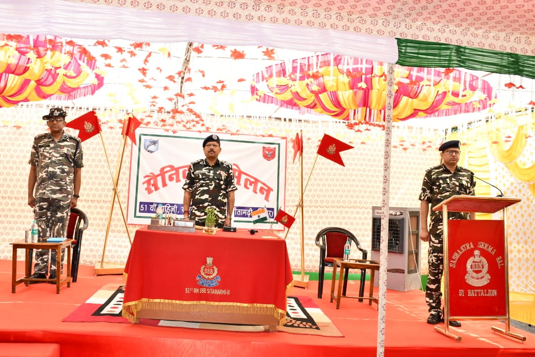 ssbpatna's tweet photo. #IGVisit.
#SewaSurakshaBandhutav.
Sh. Pankaj Kumar Darad, I.P.S,IG #SSB Frontier Patna visited @51BnSSB and it's Coy. He inspected BN campus area and addressed a Sainik Sammelan.He also shared his experiences with the jawan.He Planted sapling at Border out post area.
@SSBIndia. https://t.co/Y8YuKdEVui