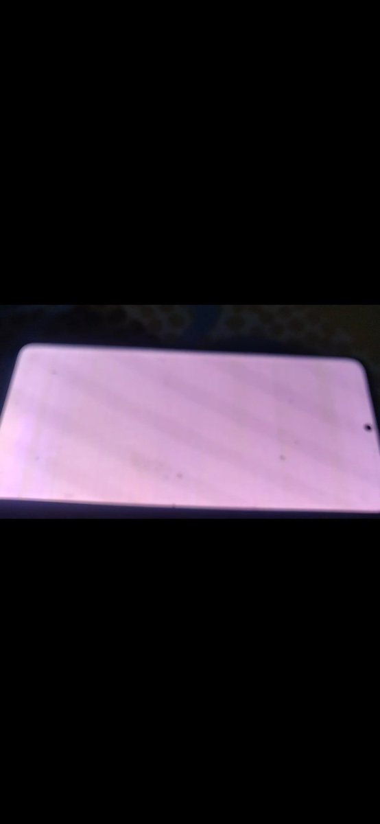 nakshatra2swati's tweet photo. Hey @SamsungIndia what's up with the screen flicker issue on my S20 Plus after the latest update? Can't even use my phone properly.The customer service is charging approx 18k to fix the issue saying it's a display problem #SamsungS20Plus #ScreenFlicker #UpdateIssue #NoSolution https://t.co/EbKk2C2HQ4