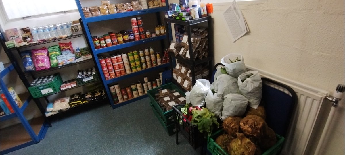 RT CastlelandBarry ""📢 Exciting news at #Foodshare today! Thanks to <a href="/petsfoodbank/">Pet Foodbank Service</a> , we have received a generous donation of pet food. 🐾 Plus, we have plenty of our usual stock available for everyone. Don't forget to bring a carrier bag, take a ticket… "