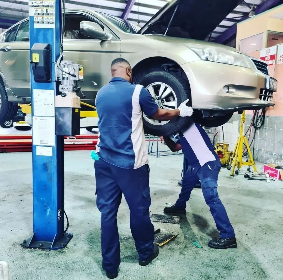#VMCOTTAutoStop #Servicethatsaves 
#opentothepublic #3convenientlocations 

For an appointment Contact :
625-9028; Port of Spain
653-3609; San Fernando
639-3540; Tobago 

Monday to Friday 8am - 4pm
Saturdays closed temporarily
Sundays and Public holidays closed