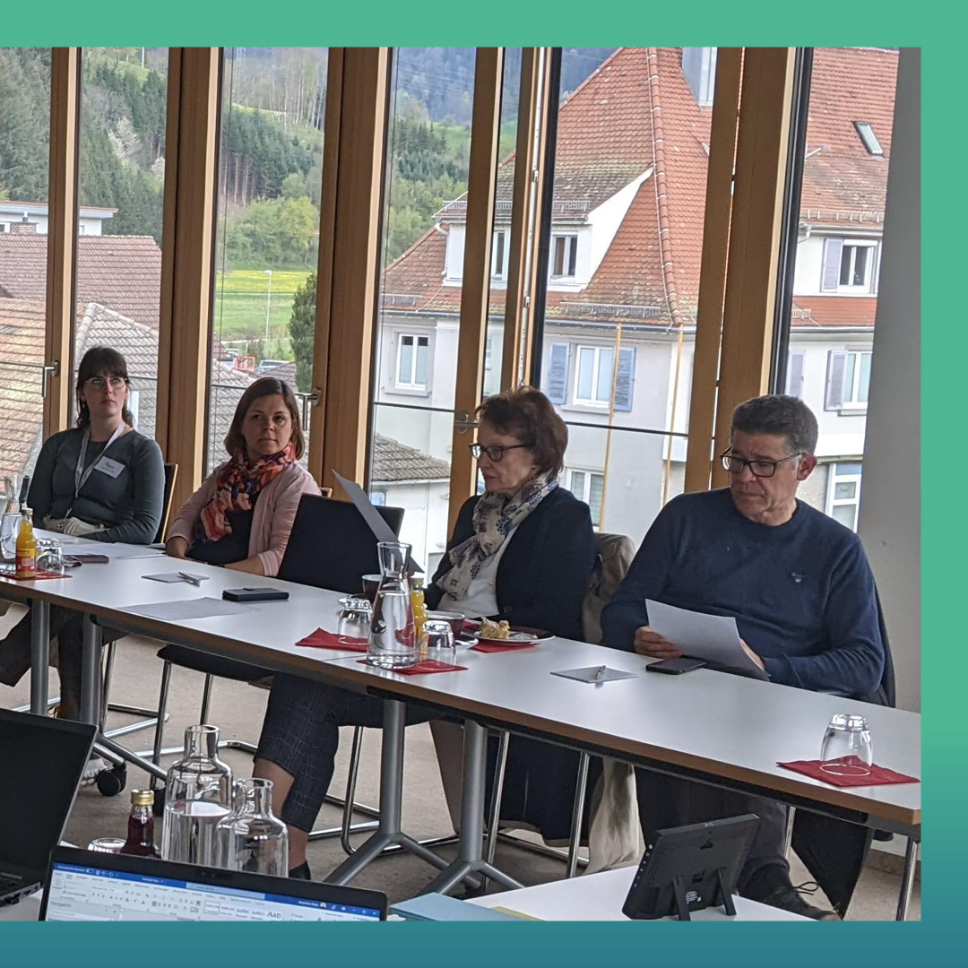 GesKinzigtal's tweet photo. Im Rahmen unseres Leistungspartnertreffens brachten wir Ärzte aus unserem Netzwerk in interaktiven Workshops zu Case Management und Nachwuchsgewinnung in den Dialog. Und unsere Gesundheitslotsin gab Einblicke in Ihre Arbeit. https://t.co/aa8PBdWeDn