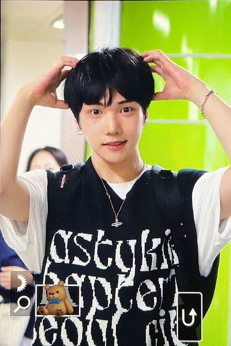 chan010517 tweet picture