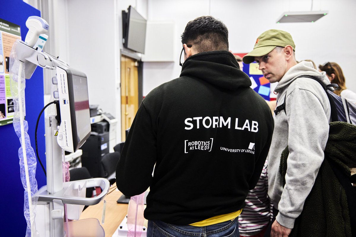 We had a fantastic time discussing our work at @BeCuriousLeeds at the weekend, hopefully inspiring the next generation of AI researchers! 👩🏽‍💻