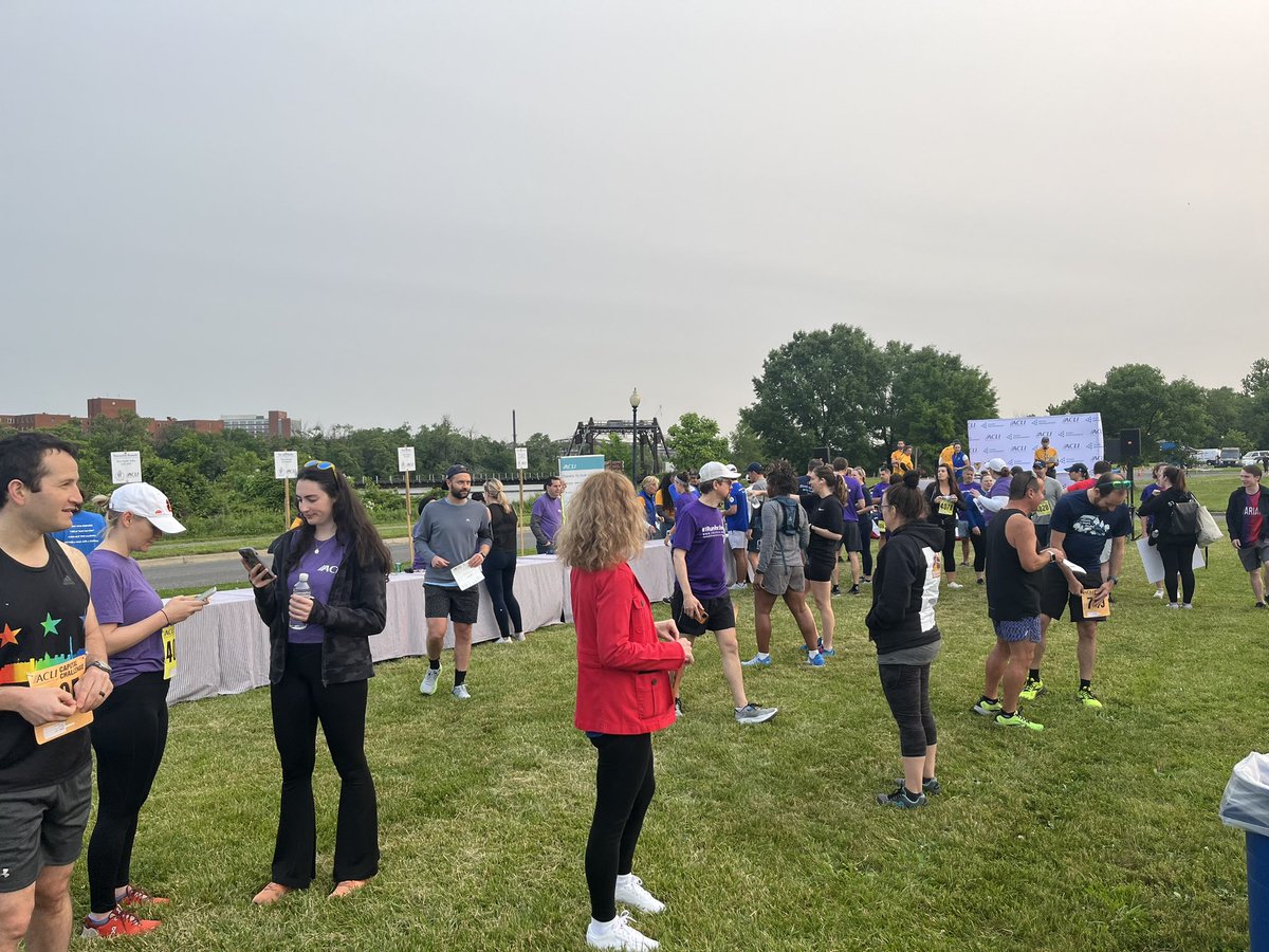 wcorn92's tweet image. Runners gather for the #CapChallenge. Great day for a race!