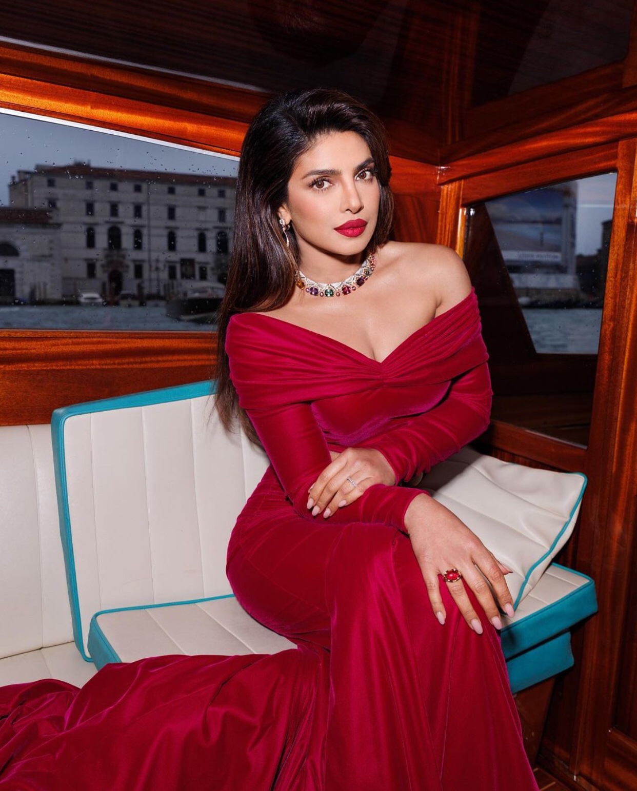 n Pics: Priyanka Chopra Looks Gorgeous at Bulgari Event In Venice