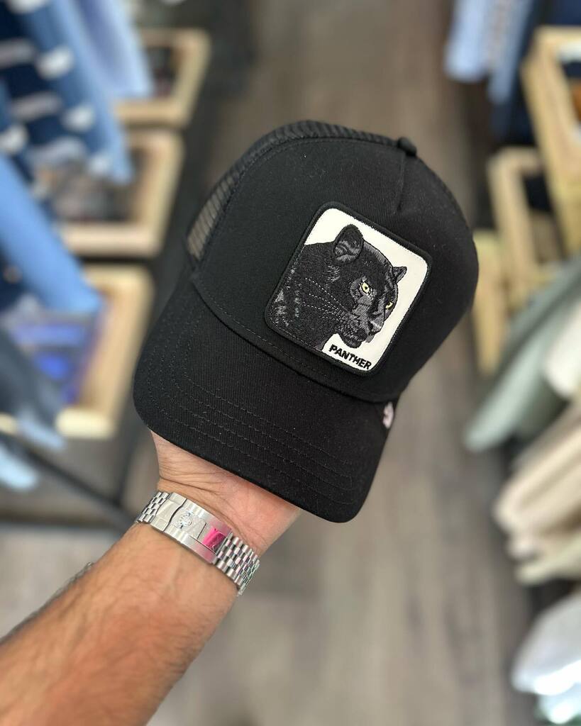 We just love these caps in store. Pick one up this week only £35 each. instagr.am/p/CsV3ZFKIaM7/