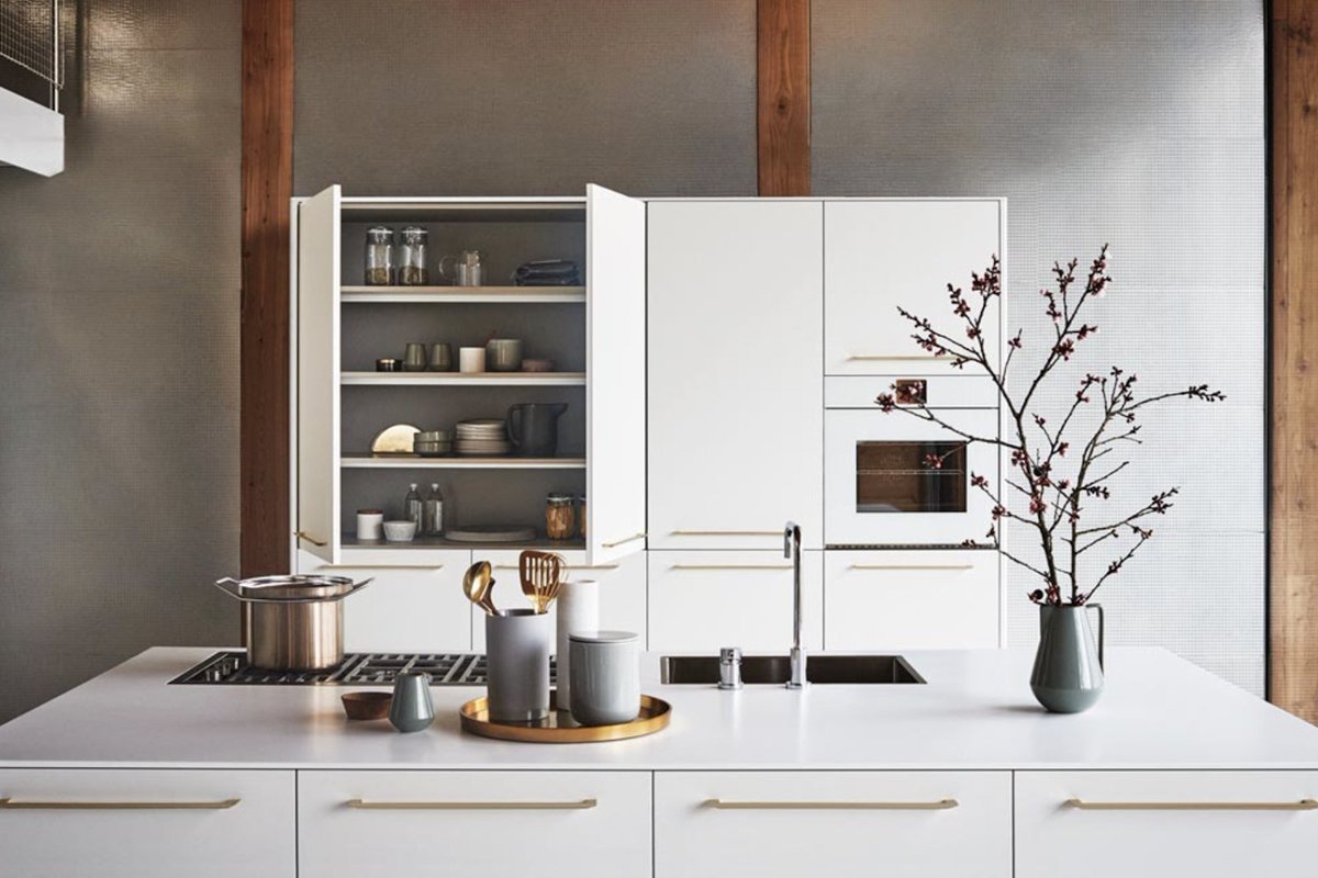 ModianiKitchens's tweet image. The Cesar Unit kitchen is a nomadic at heart due to its portability. It is not bounded by its surroundings, but maintains a central focus that doesn't compromise on function and technology.  #kitchendesign #kitchensystem #kitcheninterior #modianikitchens