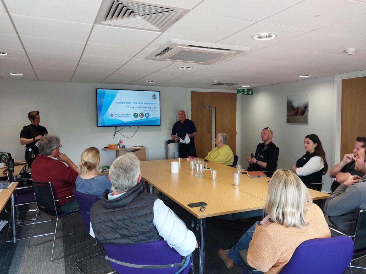 @ASPRuralCrime continuing their collaborative work with the NFU promoting good rural crime preventative practices with their members at an event at the @NFUM_Thornbury #RuralCrimeMatters #WorkingTogether #RuralCrimePrevention
