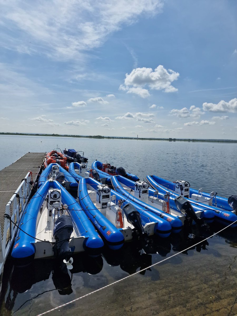 Our new Sonars on the water and ready for Cumberland Cup practice day! 

Racing starts tomorrow, welcome and good luck to all the teams! 💙⚓️