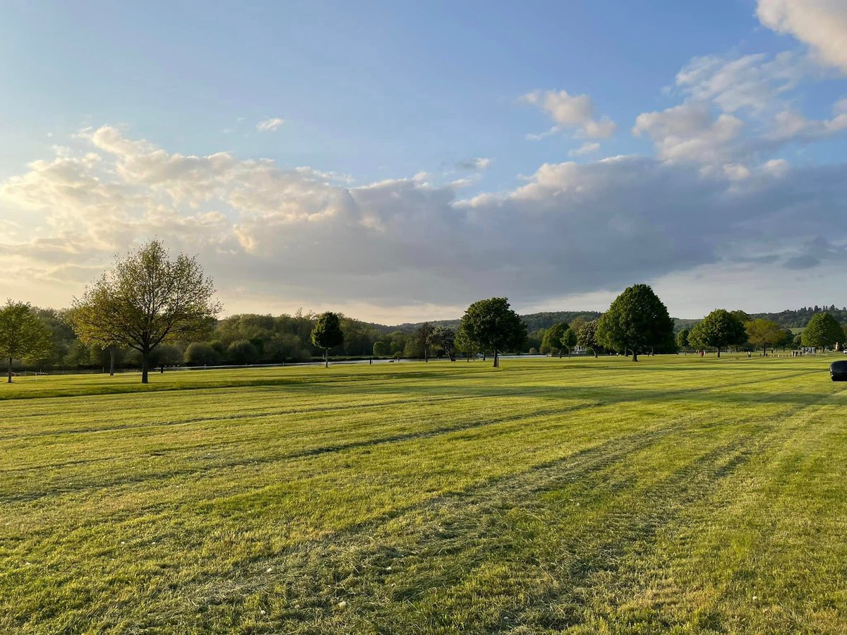 First race in the #ThamesValley #5k Summer Series last night. Fantastic venue at Remenham / Henley #ukrunchat #running